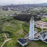 Townhouse With Sea View Holiday home *