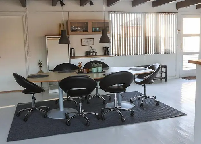 Townhouse With Sea View Сasa de vacaciones Hirtshals