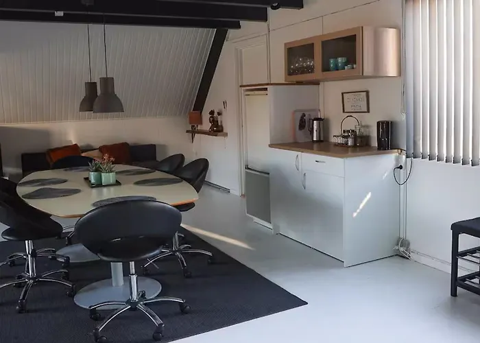 Townhouse With Sea View *